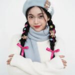 Nét đẹp dễ thương với áo sweater oversized và phong cách kawaii nhẹ nhàng