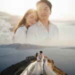 Chân dung thân mật của cặp đôi trong khung cảnh lãng mạn bên bờ biển