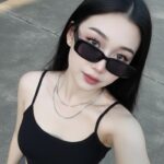 Bức chân dung nữ với phong cách hiện đại và ánh sáng chiều độc đáo