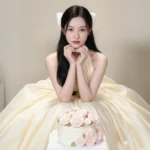 Sắc đẹp lộng lẫy trong bức ảnh cổ tích của cô gái Việt trẻ tuổi