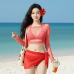 Chân dung cô gái trẻ bên biển với phong cách tự nhiên và quyến rũ mùa hè