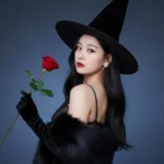 Chân dung nữ phù thủy quyến rũ với vẻ đẹp bí ẩn và đầy lôi cuốn