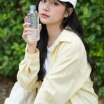 Chân dung cô gái trẻ phong cách K-Style giữa thiên nhiên tươi đẹp mùa hè