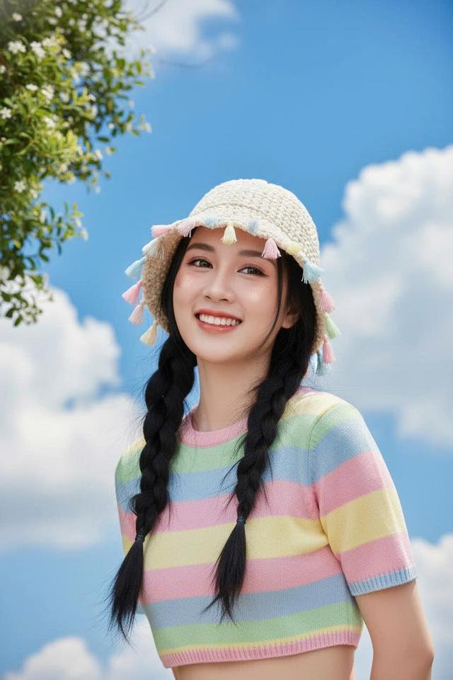 Những khoảnh khắc tuyệt đẹp dưới bầu trời xanh tươi sáng và phong cách thời trang trẻ trung