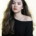 Chân dung quyến rũ của cô gái Á Đông trong ánh sáng nghệ thuật huyền ảo