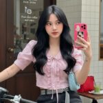 Bí quyết tạo dáng chụp ảnh đẹp cùng phong cách thời trang vintage hấp dẫn