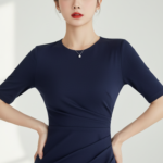 Navy Blue Lịch Lãm: Áo Thun Ôm Dáng Chỉ Dành Cho Người Tự Tin