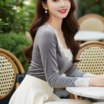 Khám Phá Phong Cách Thời Trang Tại Quán Cà Phê Sang Trọng