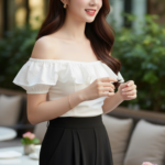 Chân dung cô gái tự tin giữa không gian quán cafe sang trọng