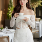 Chân dung cô gái trẻ sang trọng giữa không gian cà phê cao cấp