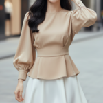 Chân dung chân thực của cô gái trẻ phong cách thời trang thanh lịch tại phố thị