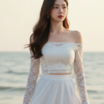 Chân Dung Cô Gái Á Đông Tự Tin Bên Biển Trong Bộ Trang Phục Thanh Lịch