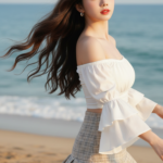 Chân dung thực tế của cô gái trẻ bên biển với phong cách thời trang tinh tế