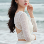 Chân dung thanh lịch bên bờ biển của cô gái trẻ thời trang 18 đến 25 tuổi