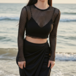 Khắc họa chân dung thanh lịch của cô gái trẻ bên bờ biển tuyệt đẹp