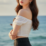 Chân dung thanh lịch của cô gái trẻ bên biển đầy quyến rũ và tinh tế